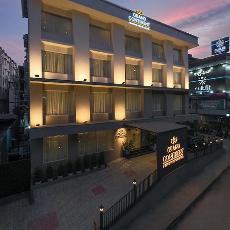 Grand Continent Hebbal A Sarovar Portico Affiliate Hotel บังกาลอร์ ภายนอก รูปภาพ