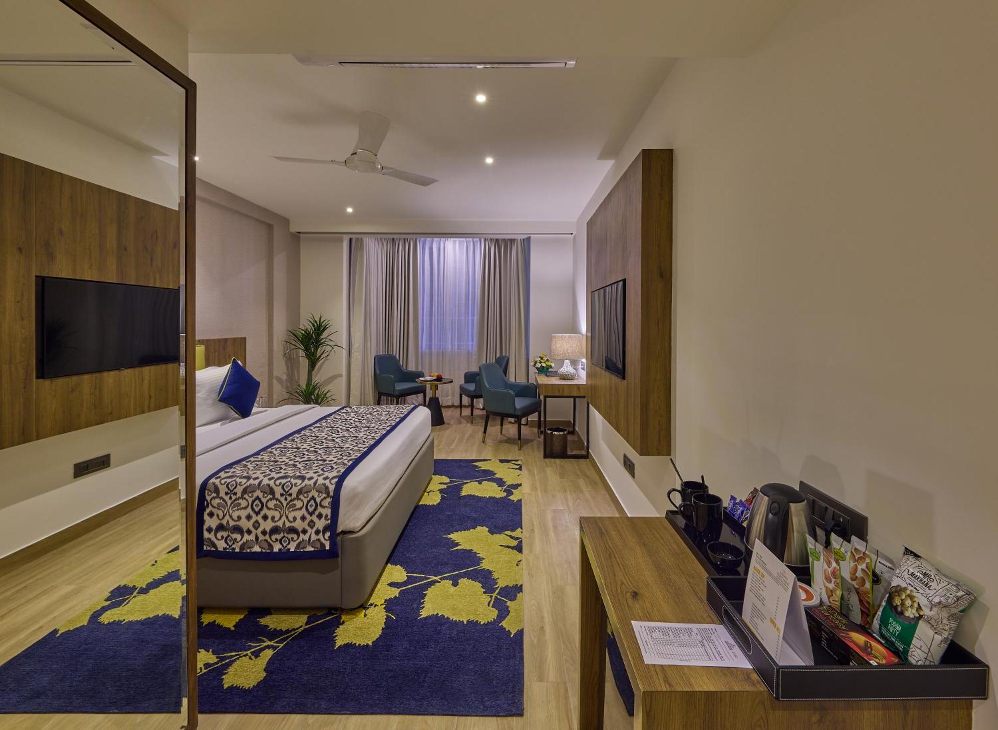 Grand Continent Hebbal A Sarovar Portico Affiliate Hotel บังกาลอร์ ภายนอก รูปภาพ