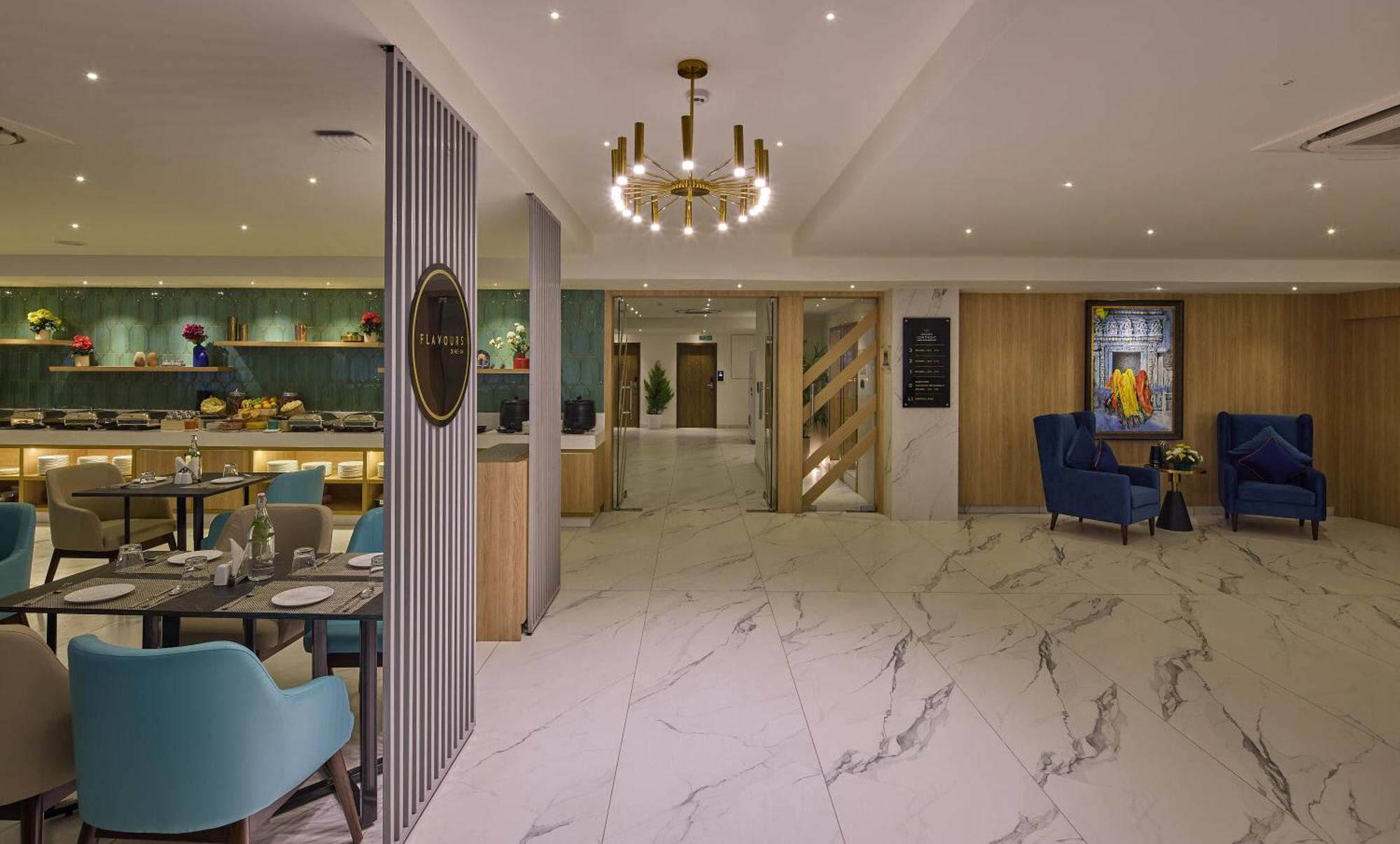 Grand Continent Hebbal A Sarovar Portico Affiliate Hotel บังกาลอร์ ภายนอก รูปภาพ