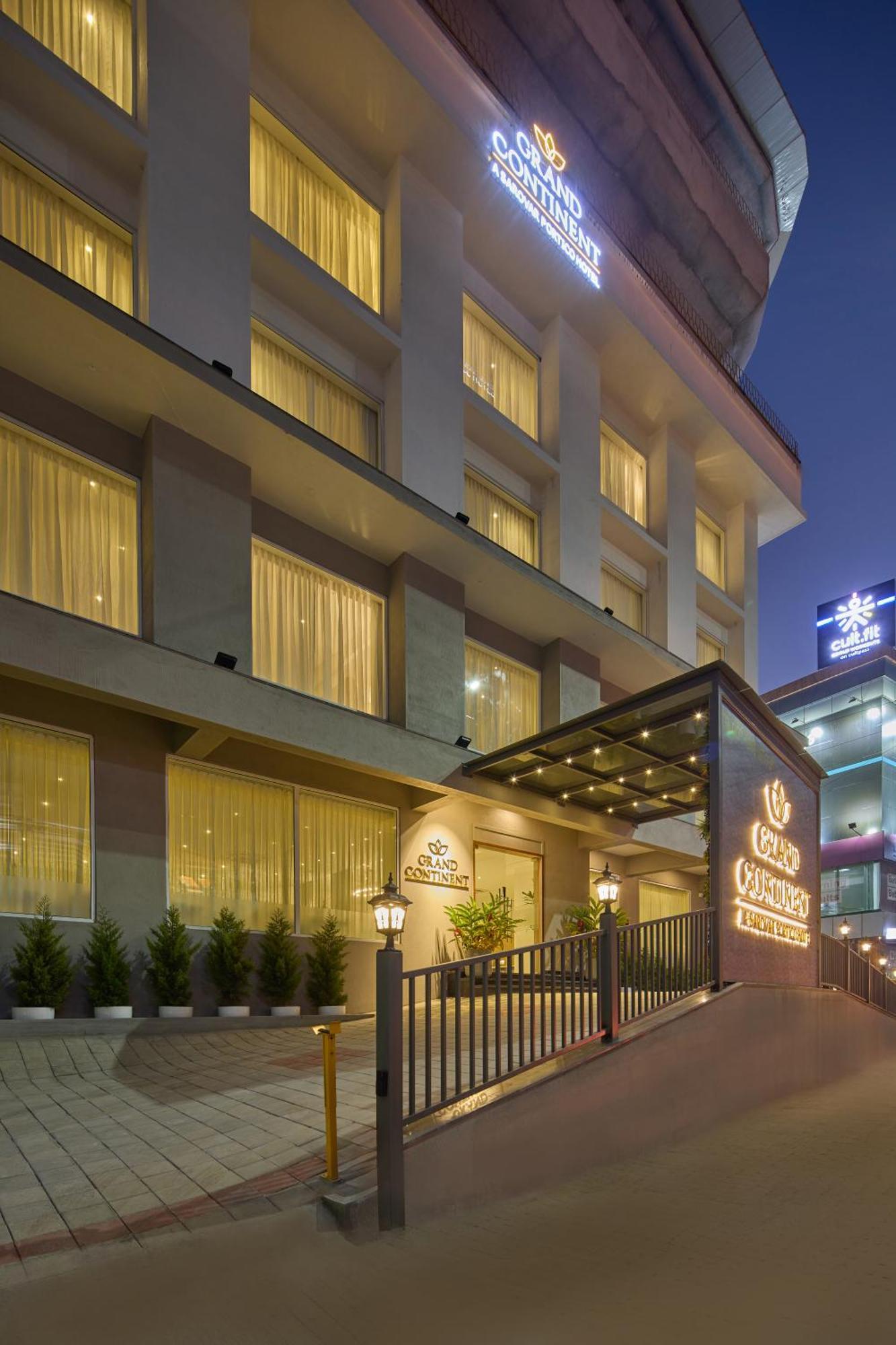 Grand Continent Hebbal A Sarovar Portico Affiliate Hotel บังกาลอร์ ภายนอก รูปภาพ