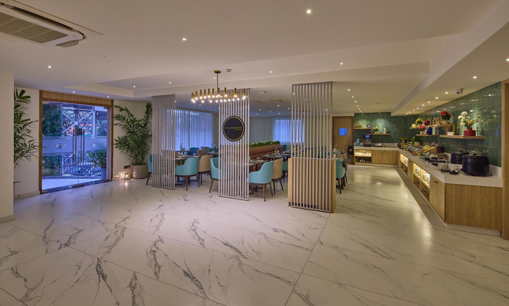 Grand Continent Hebbal A Sarovar Portico Affiliate Hotel บังกาลอร์ ภายนอก รูปภาพ