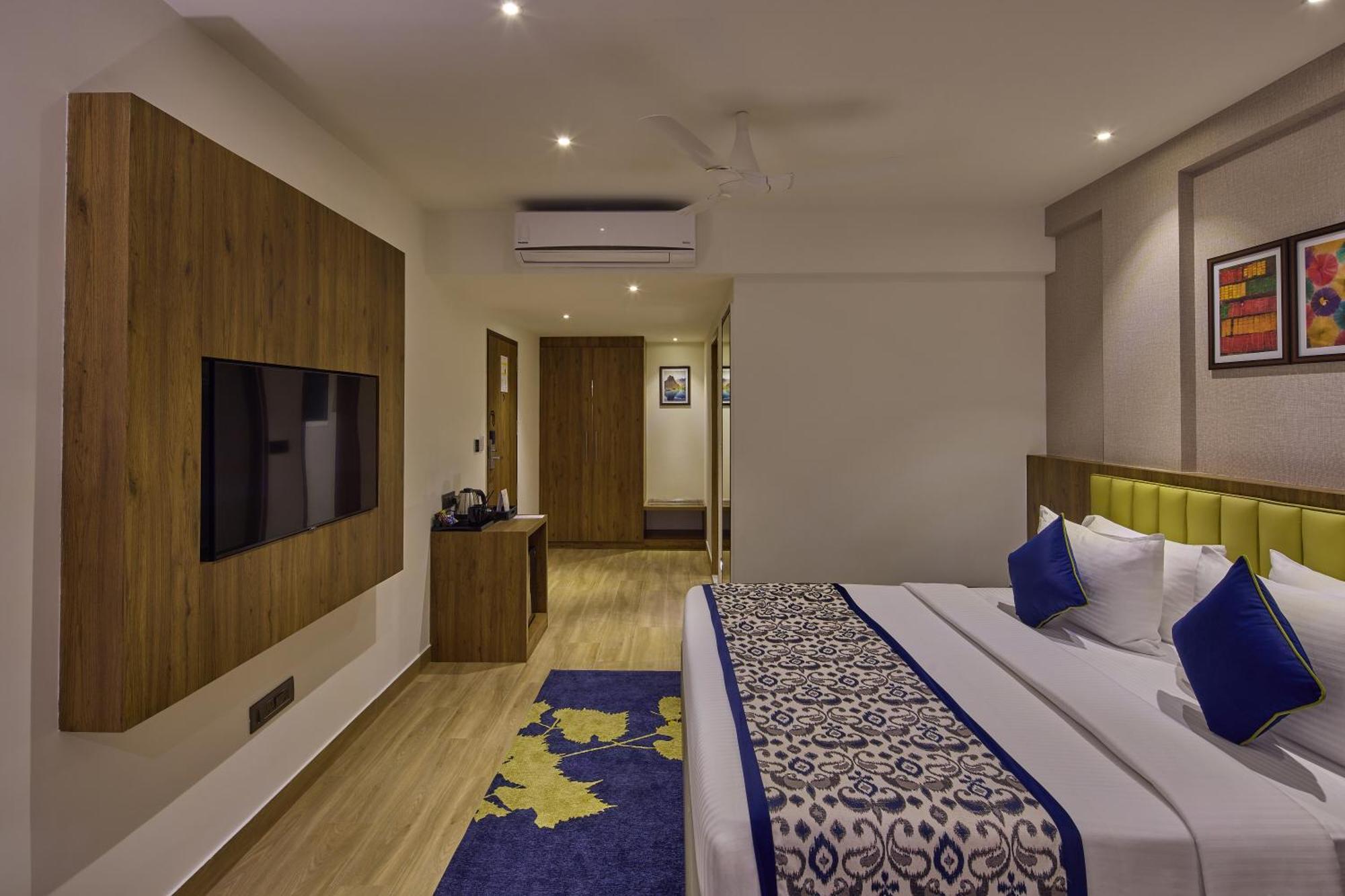Grand Continent Hebbal A Sarovar Portico Affiliate Hotel บังกาลอร์ ภายนอก รูปภาพ